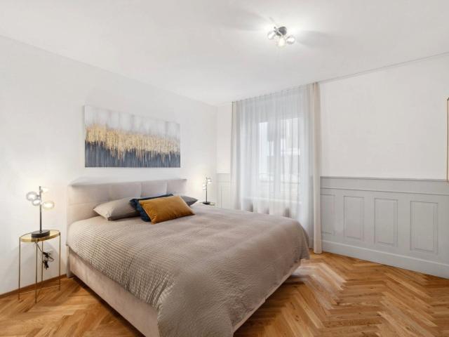 Apartment kaufen in Einigen, Zürich