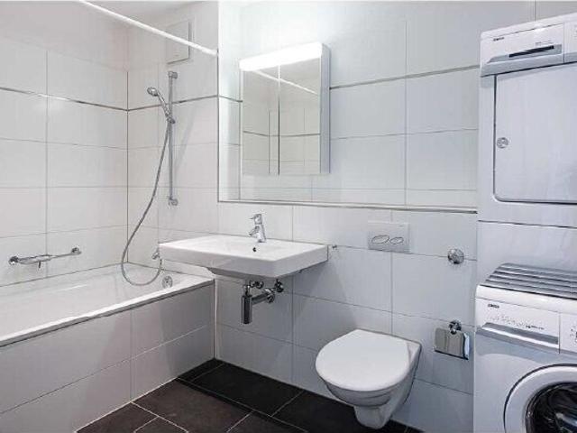 Apartment kaufen in Einigen, Zürich