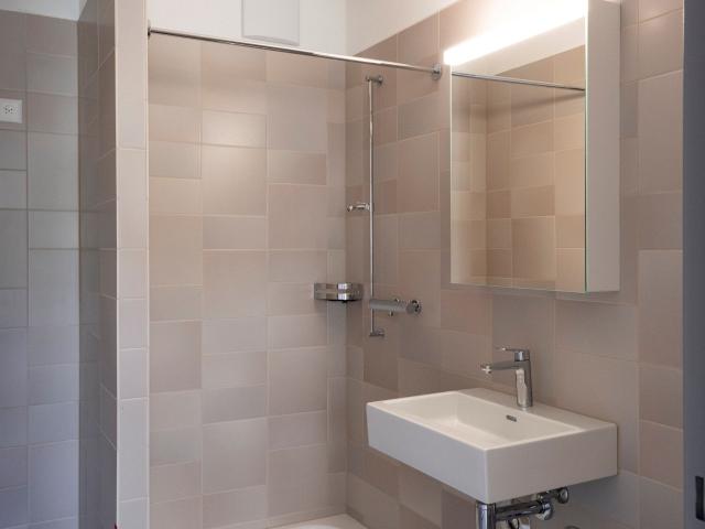 Apartment kaufen in Einigen, Zürich