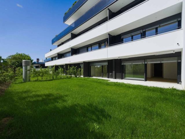 Apartment kaufen in Rolle, Waadt