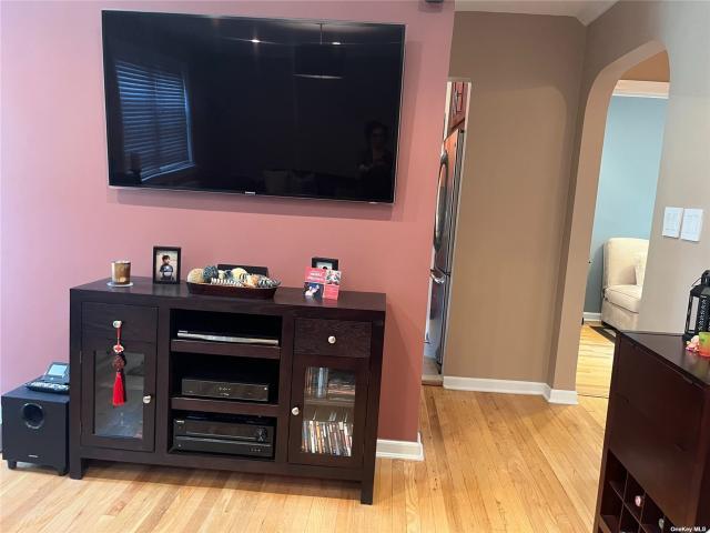 Apartment for sale in Bayside