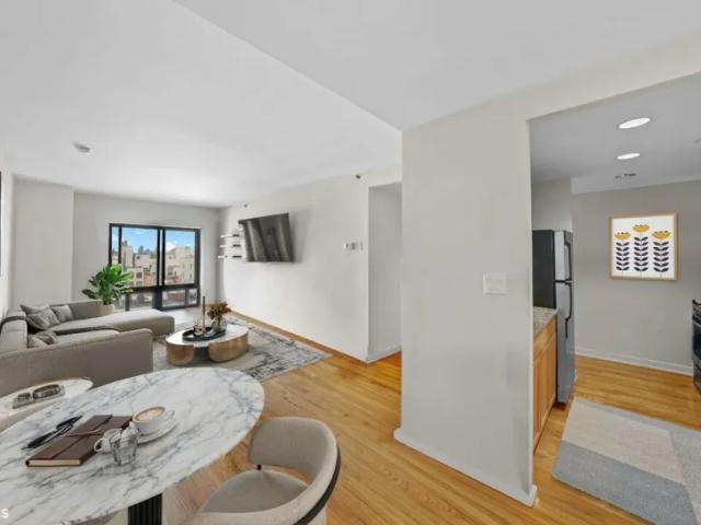 Apartment for sale in Arverne, New York