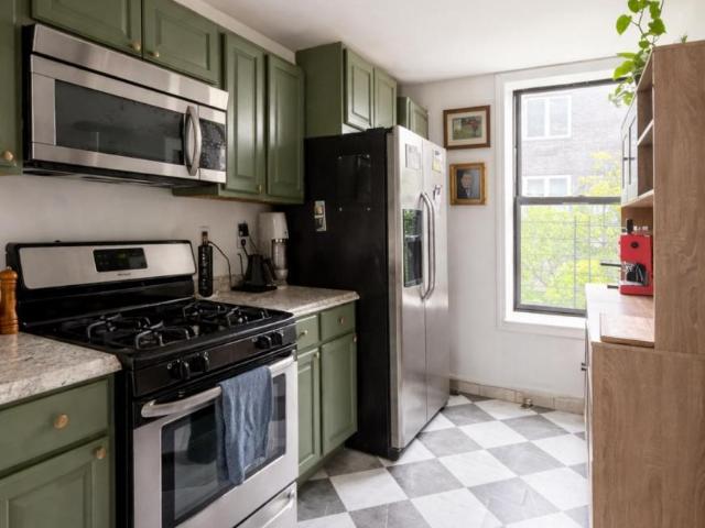 Apartment for sale in Arverne, New York