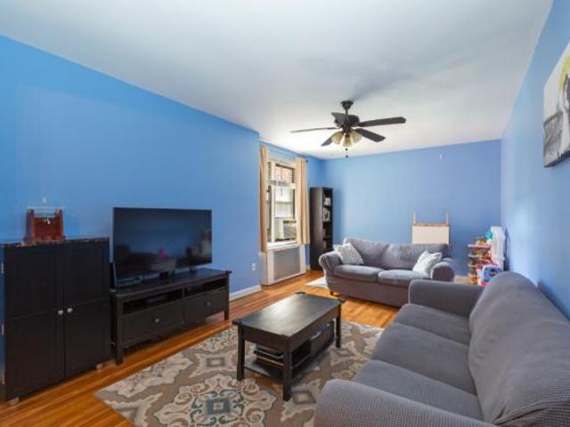 Apartment for sale in Arverne, New York