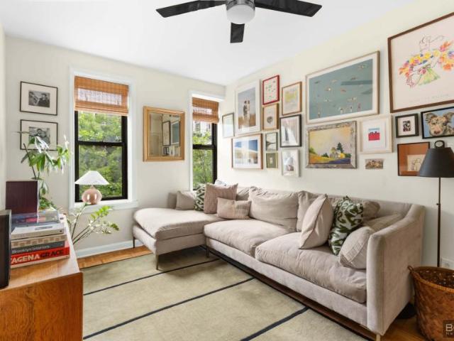 Apartment for sale in Arverne, New York