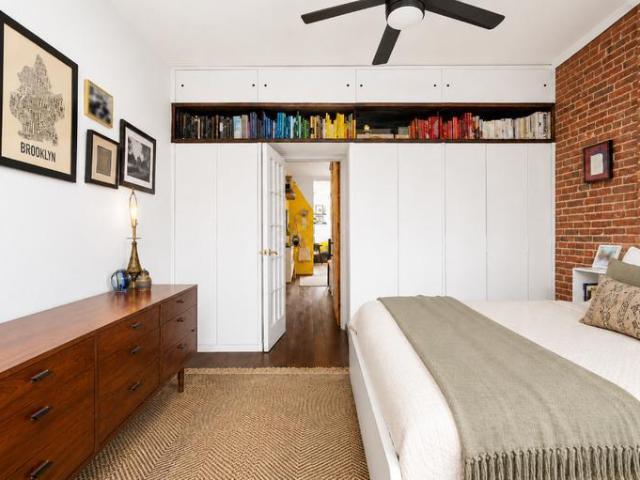 Apartment for sale in Arverne, New York