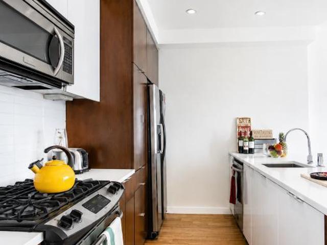 Apartment for sale in Arverne, New York