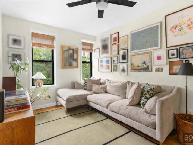 Apartment for sale in Arverne, New York