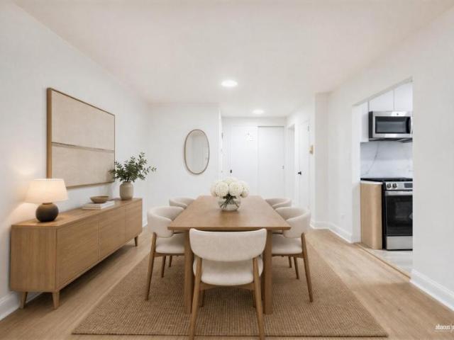 Apartment for sale in Arverne, New York