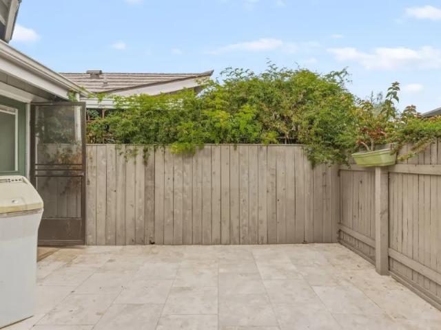 Apartment for sale in Goleta, California