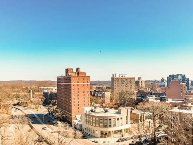 Apartment for sale in The Bronx, Arverne