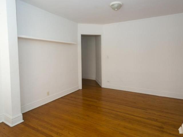 Apartment for sale in Chicago Park, Illinois