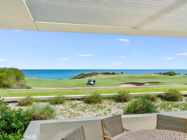Apartment for sale in Parklands, Western Australia