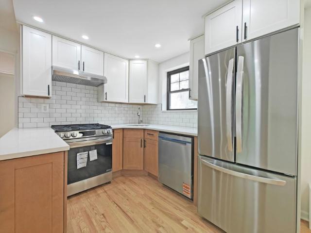Apartment for sale in Queens, Arverne