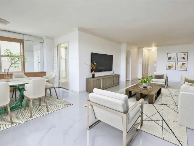 Apartment for sale in Queens, Arverne