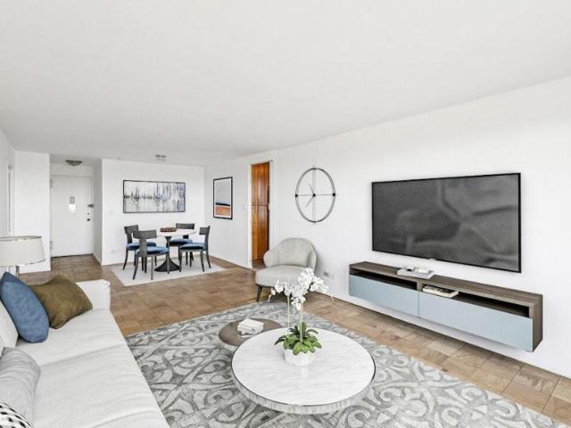 Apartment for sale in Queens, Arverne