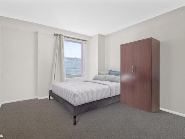 Apartment for sale in Queens, Arverne
