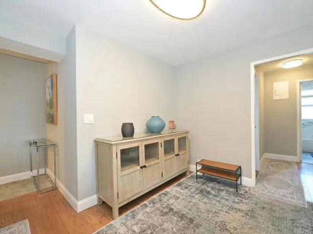 Apartment for sale in Queens, Arverne