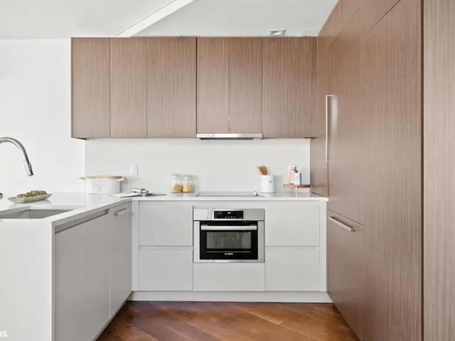 Apartment for sale in Arverne, New York