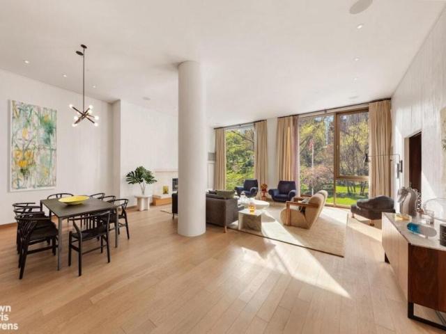 Apartment for sale in Arverne, New York