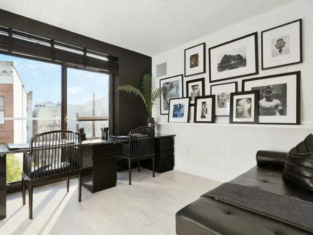 Apartment for sale in Arverne, New York