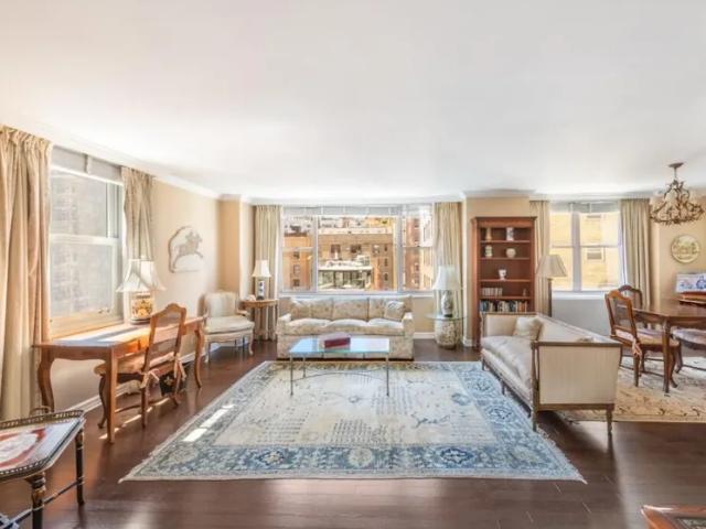 Apartment for sale in Arverne, New York