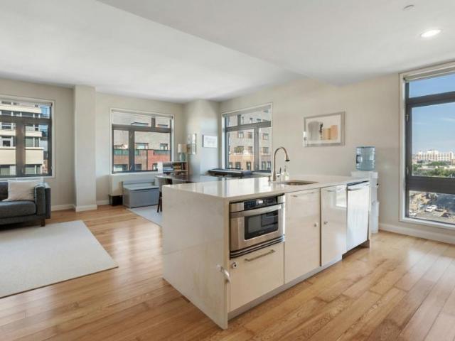 Apartment for sale in Queens, Arverne