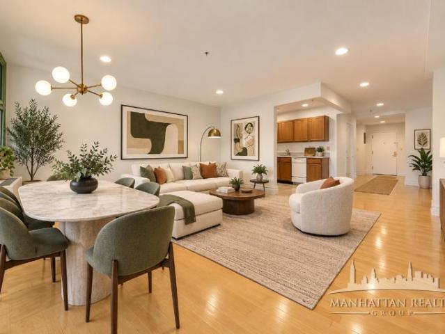 Apartment for sale in Queens County, New York