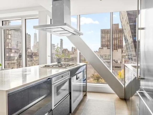 Apartment for sale in Arverne, New York