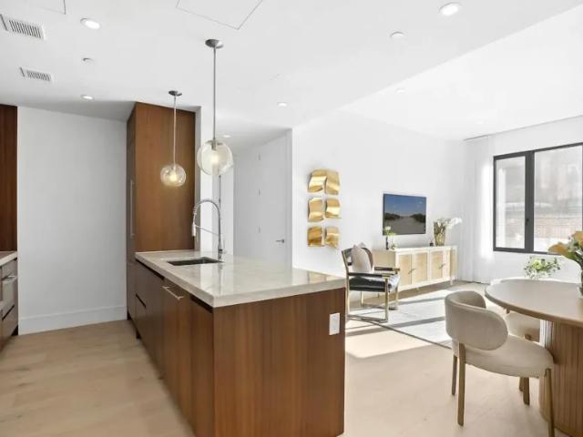 Apartment for sale in Arverne, New York