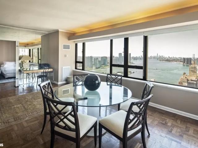 Apartment for sale in Arverne, New York