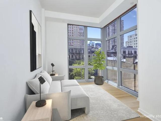 Apartment for sale in Arverne, New York