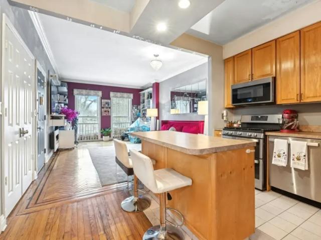 Apartment for sale in Arverne, New York