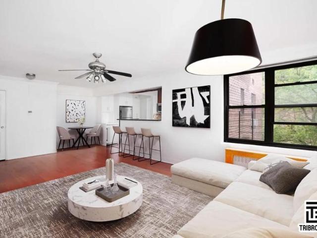 Apartment for sale in Arverne, New York