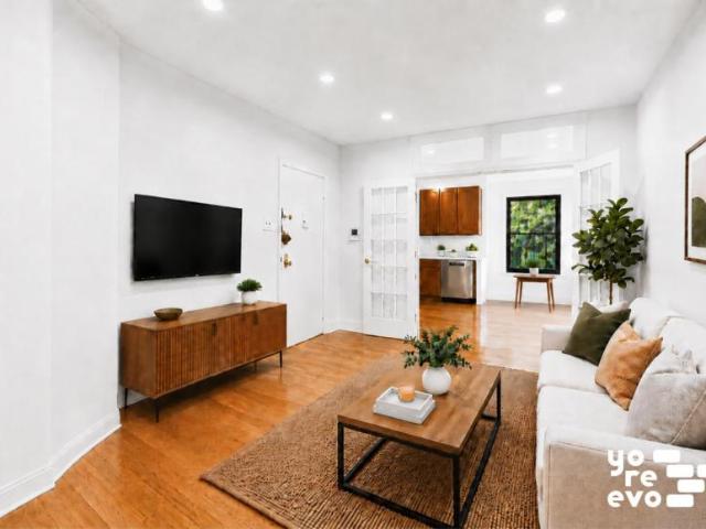 Apartment for sale in Arverne, New York