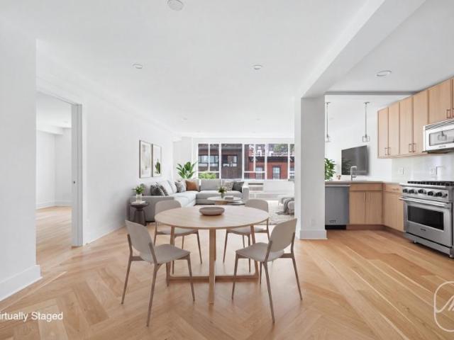 Apartment for sale in Arverne, New York
