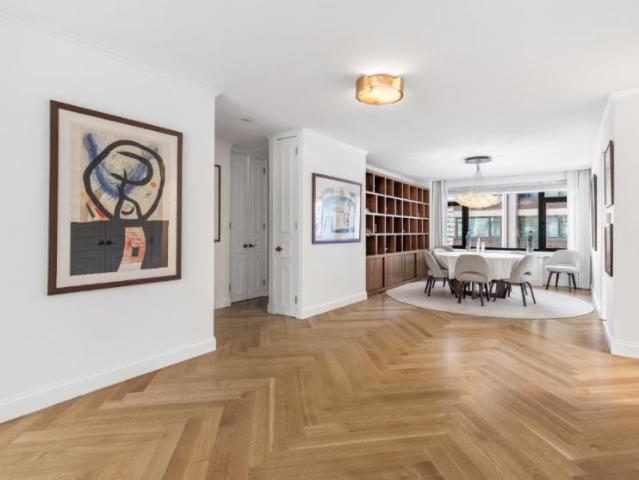 Apartment for sale in Arverne, New York