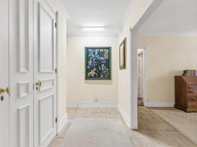 Apartment for sale in Manhattan Community Board 8, New York