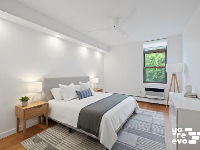 Apartment for sale in Arverne, New York