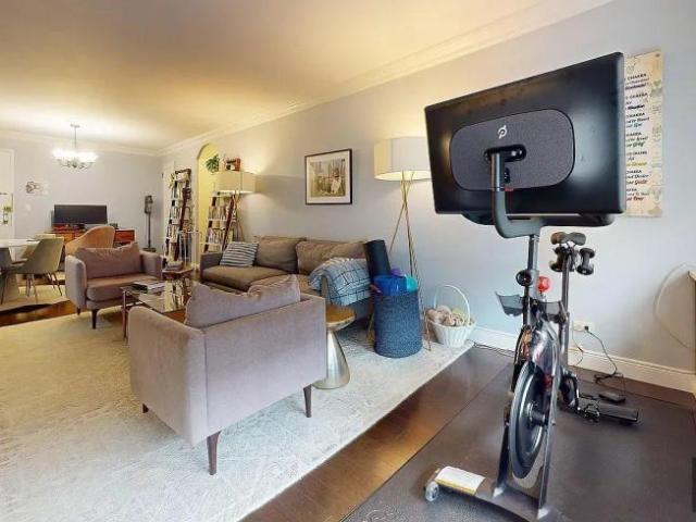 Apartment for sale in Arverne, New York