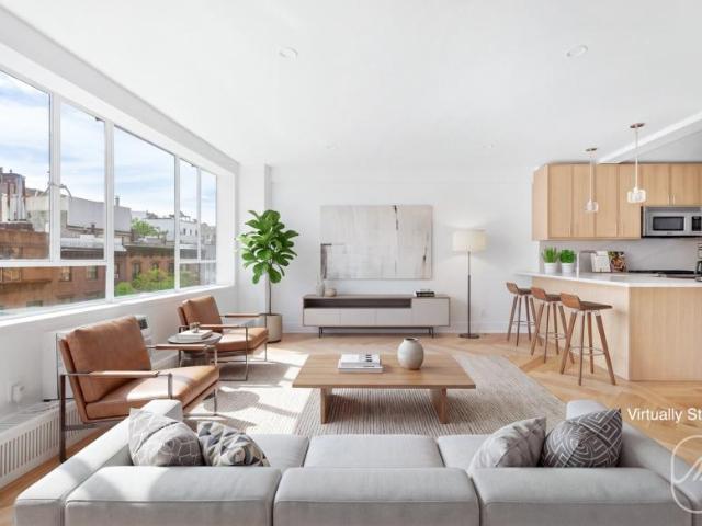 Apartment for sale in Arverne, New York