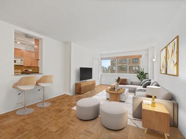 Apartment for sale in Arverne, New York