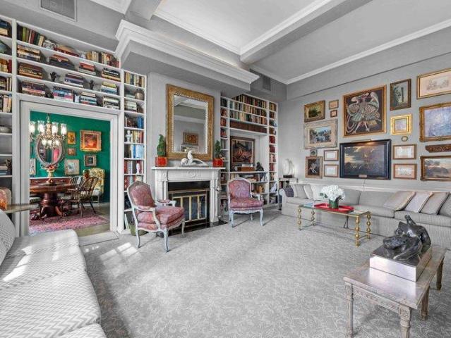 Apartment for sale in Arverne, New York