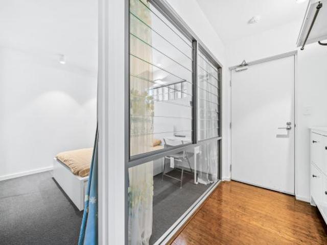 Apartment for sale in Cockburn, Western Australia