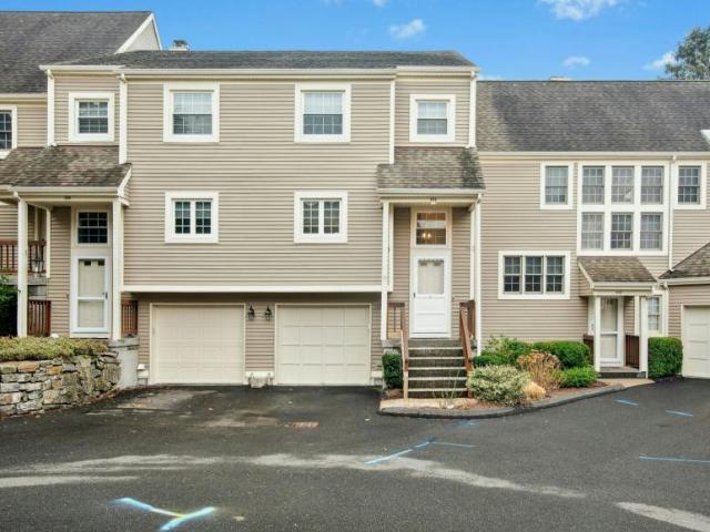 Apartment for sale in Norwalk