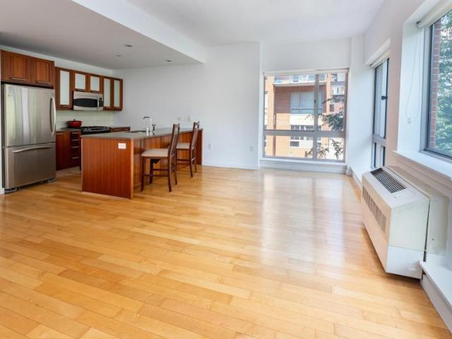 Apartment for sale in The Bronx, Arverne