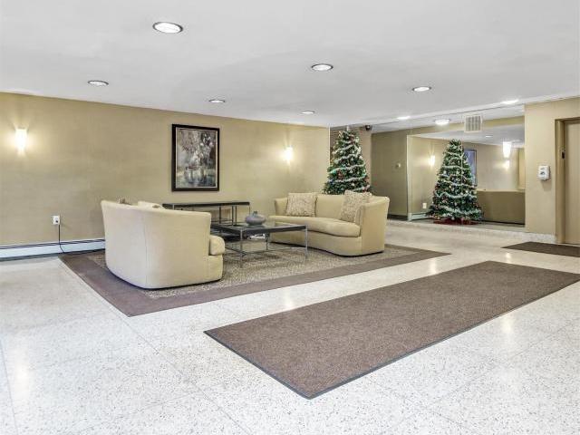 Apartment for sale in Nassau, New York