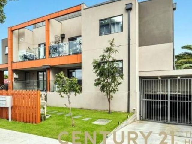 Apartment for sale in Camerons Creek, Victoria