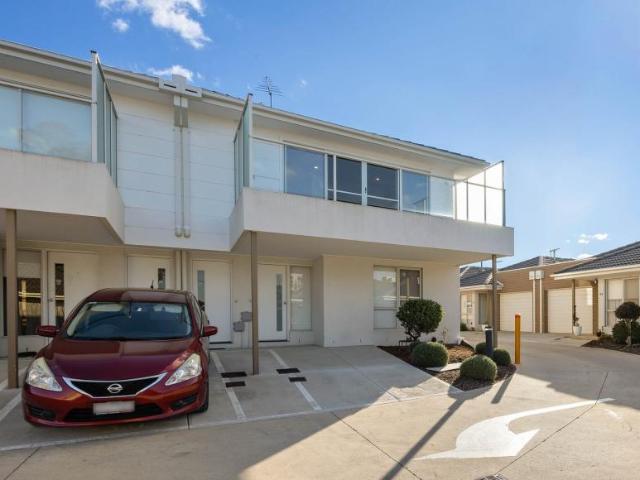 Apartment for sale in Camerons Creek, Victoria