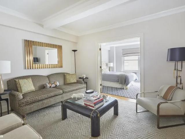 Apartment for sale in Arverne, New York